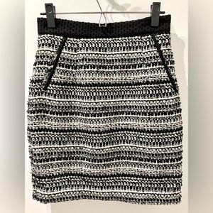 H&M tweed pencil skirt